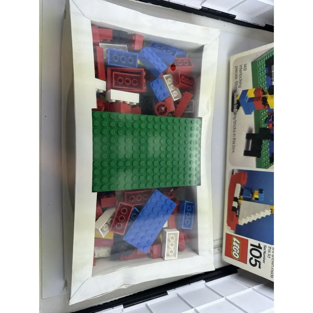 VINTAGE 1974 LEGO Set Number 105 Factory Sealed See description Fast Shipping